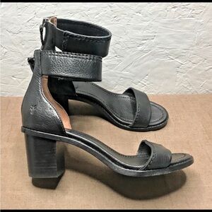 Frye Brielle Back Zip Women's Heels Sandals Black Leather Open Toe Size 7.5M